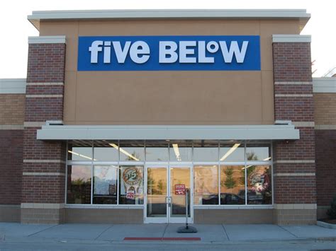 nearest 5 below store